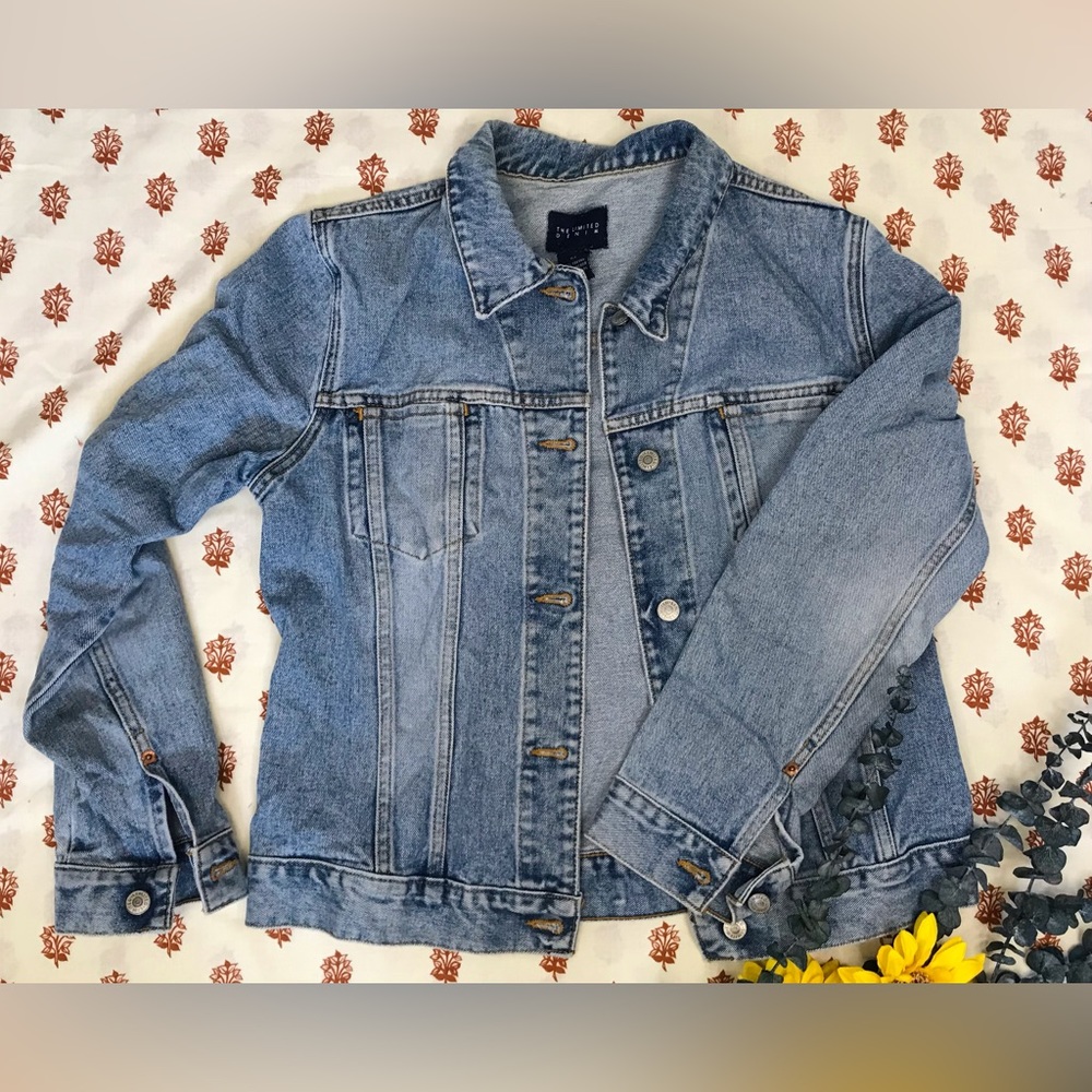 The Limited vintage denim jean jacket